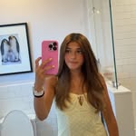 Bella Escobar - @bellaa.esccobar - Instagram