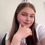 Bella Evans 🦋 - @wahinebella - Instagram