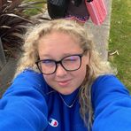 Bella Freeman - Facebook