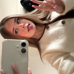 Bella - @bella_galvano_10 - Instagram