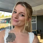 Bella Moyer - @_bellamoyer - Instagram