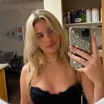 Bella Mullen - @bellamullen - Instagram