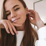 @bellanella.7 - Instagram