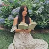 Bella Noel - @bella.life.books - TikTok