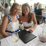Bella Perry - Facebook