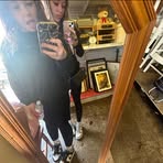 Bella Piper - Facebook