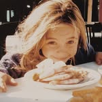 bella pugh - @flomytears - Instagram