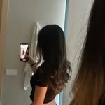 Bella Rowe - @bella_rowe199 - Instagram