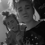 Bella Sampson - Facebook