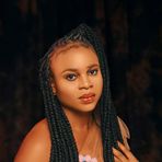 Bella Sampson - Facebook