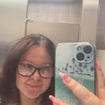 Bella Sapphire - Facebook