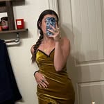 Bella Shields Closet - @bellashields.closet - Instagram
