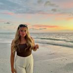 Bella Wade - Facebook