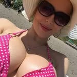 bella wallcot - @bellawallcot - Instagram