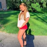 @bella.wallsss - Instagram