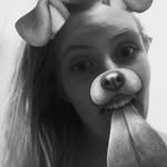 Bella Walls - @bellanoel_28 - Instagram