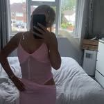 bella🤍 - @bella.warren.xx - Instagram