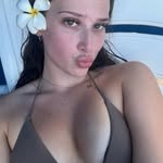 bells - @bellawinterss - Instagram