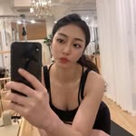 Bella Zhou - @bellazhou_101 - Instagram