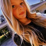 Bella Barrett - Facebook