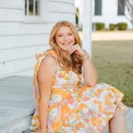 belle walker - @bellewalker30 - Instagram