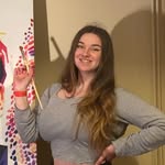 Belle Walker Art - @bellewalkerart - Instagram