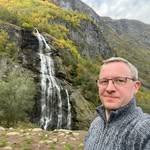 Ben Burchell - @benjiminium - Instagram