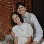 Ben + Cassie Macdonald - @theemacdonaldclan - Instagram