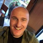 Ben Farrow - @samson.the.dachshund - Instagram