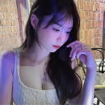 Cẩm Nhung - @benhunn304 - Instagram