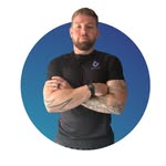 Ben Isham - online fitness coach - @benishampt - Instagram