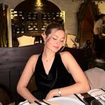 Elif - @_benmai_ - Instagram