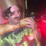 Ben Sadler - @benniwiththedumpi - Instagram