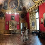 jules - @julia.benshetler - Instagram