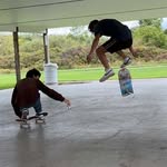 Ben Sikora - @bennyhana_18 - Instagram