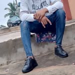 Ezeh Benz Oversize - @benedictezehc - Instagram