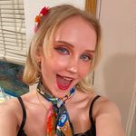 Halley Benedict - @halleybenedict - Instagram