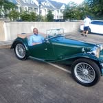 Benjamin Aiken - @movement_coach81 - Instagram