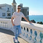Benjamin Alexis - Facebook