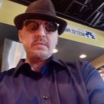 Benny Blum - Facebook