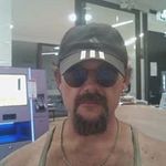 Benjamin Castle - @benjamin.castle.75 - Instagram