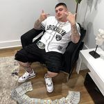 Benjamin Crews - @benjamin.crews.9 - Instagram