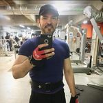 Benjamin Farris - @doris_obienu - Instagram
