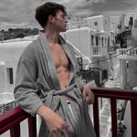 𝕭𝖊𝖓𝖏𝖆𝖒𝖎𝖓 𝕷𝖆𝖗𝖊 𝕲𝖗𝖆𝖞𝖘𝖔𝖓 - @benjamin_lare - Instagram
