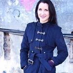 Susan Bennett Lopez - @theworldismyrunway.younique - Instagram