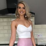 Charlotte Bennett-Wood - @charwood90 - Instagram