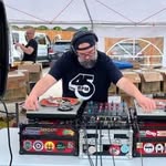 DJ Benny Ben - @bennybenstillspins - Instagram