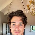 Bentley Graves - Facebook