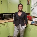 Bernadette Davis - @bernadette.davis.568847 - Instagram