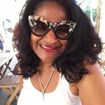 Bernadette Davis - @bernadette.davis.568 - Instagram